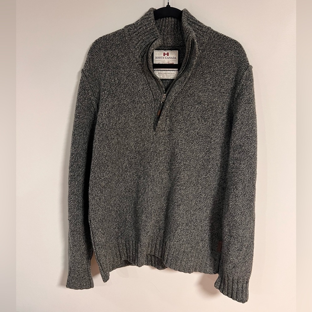 ROOTS Men's Gray wool Sweater